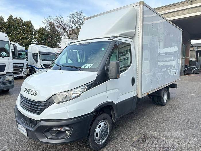 Iveco 35C14 Muu