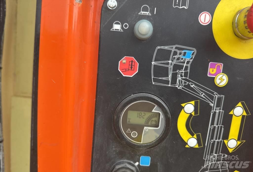 JLG Toucan 8 E Vertikaalsed mast tõstukid