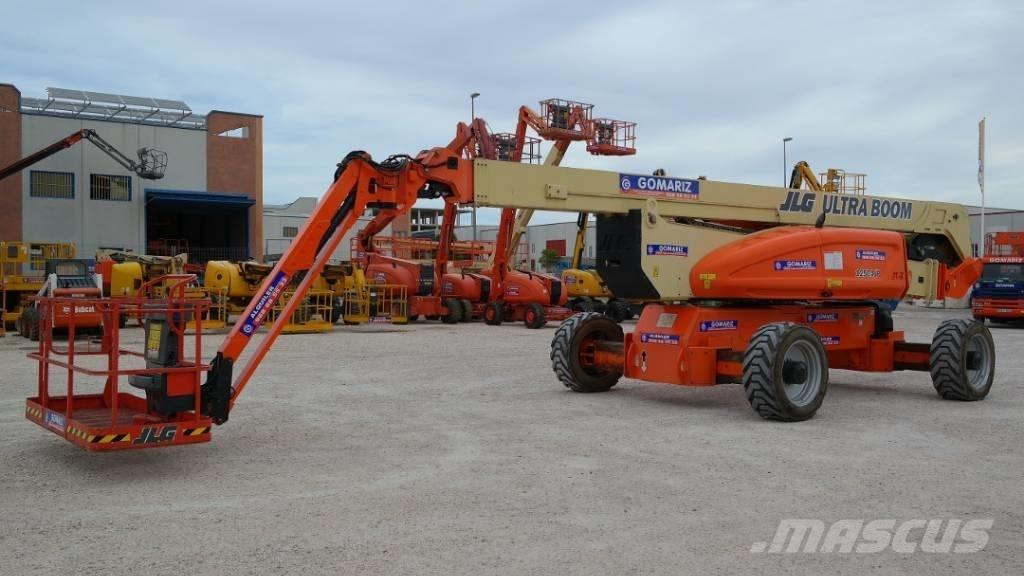 JLG 1250AJP Iseliikuvad poomtõstukid