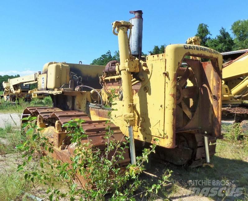 CAT D 8 K Buldooserid