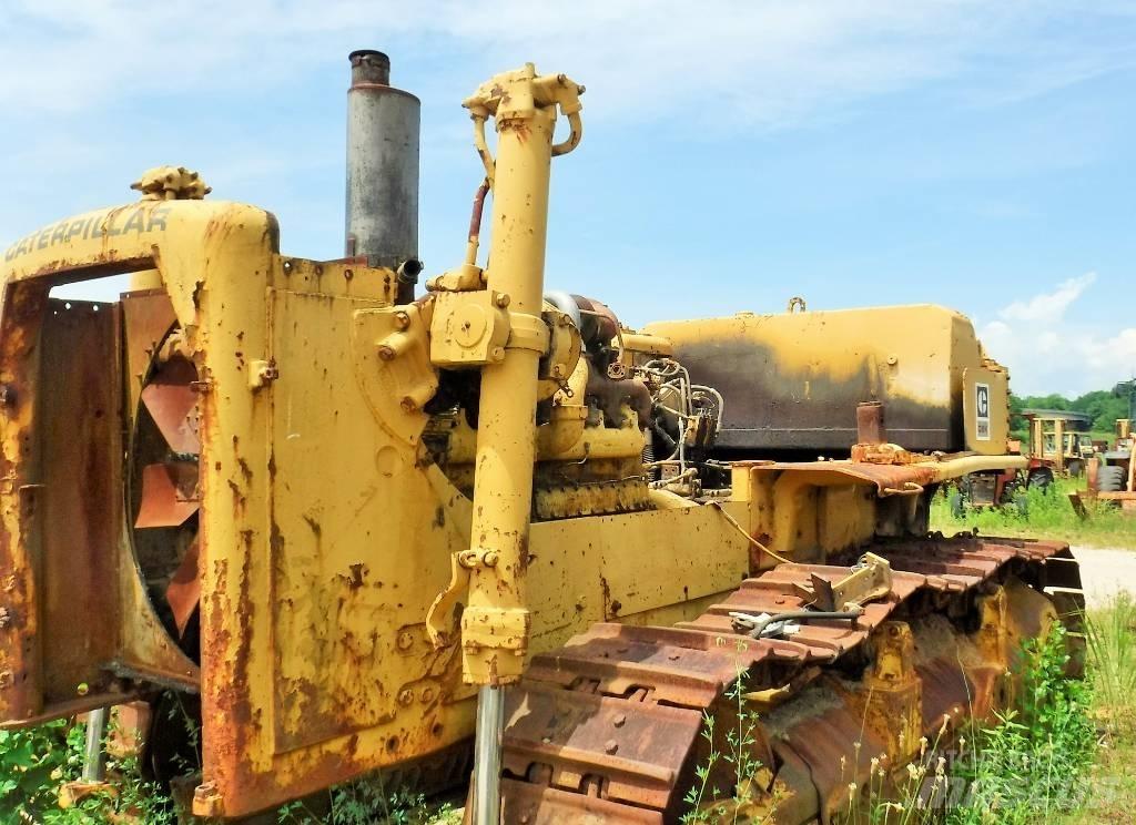 CAT D 8 K Buldooserid