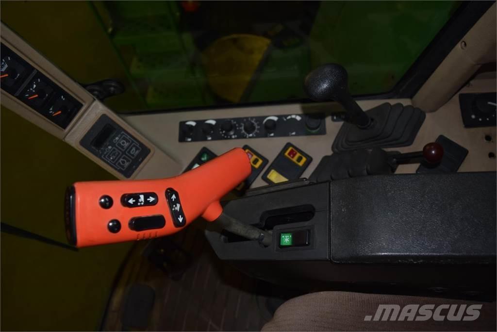 John Deere 2064 Teraviljakombainid