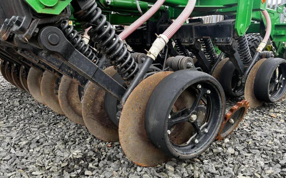 John Deere 750 A Külvikud