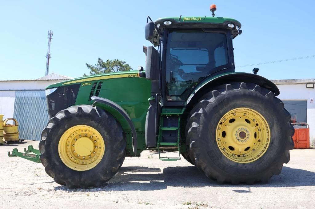 John Deere 7215 R Traktorid