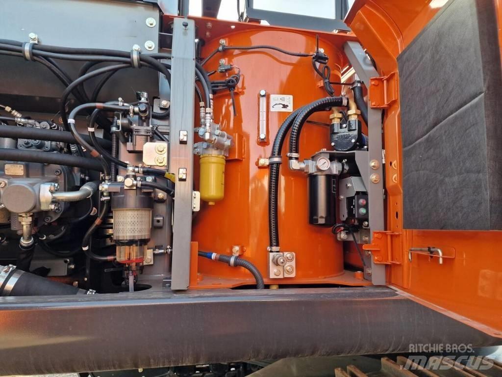 Hitachi ZX 350 H Roomikekskavaatorid