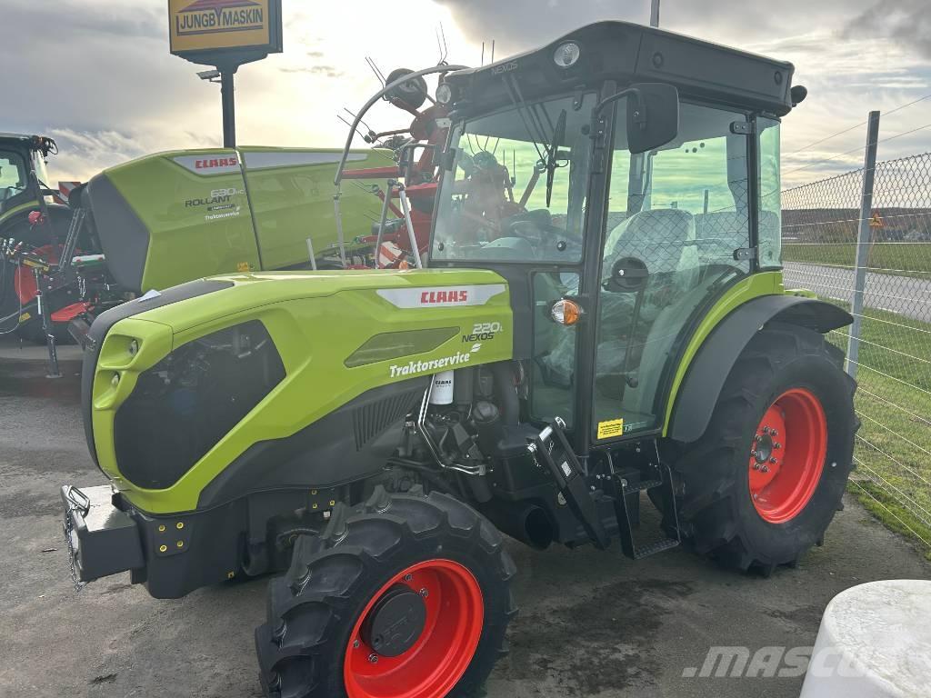 CLAAS Nexos 220 Traktorid