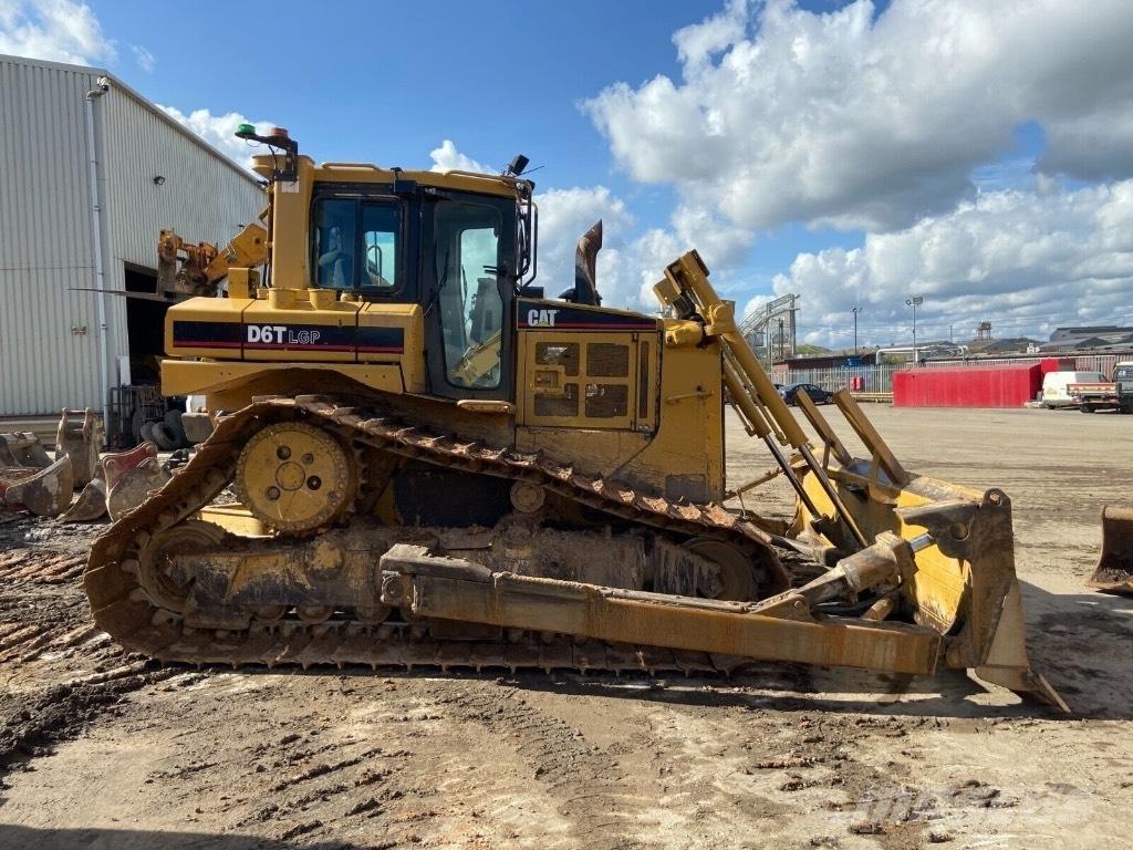 CAT D 6 T LGP Buldooserid