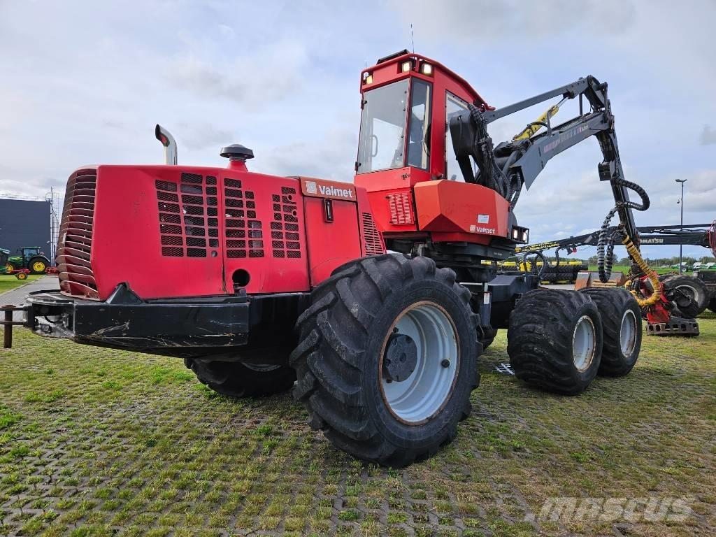 Valmetal 901 ТХ Harvesterid