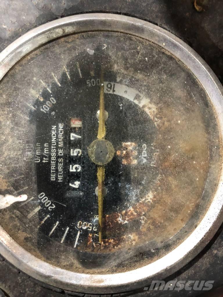 International 353 Traktorid