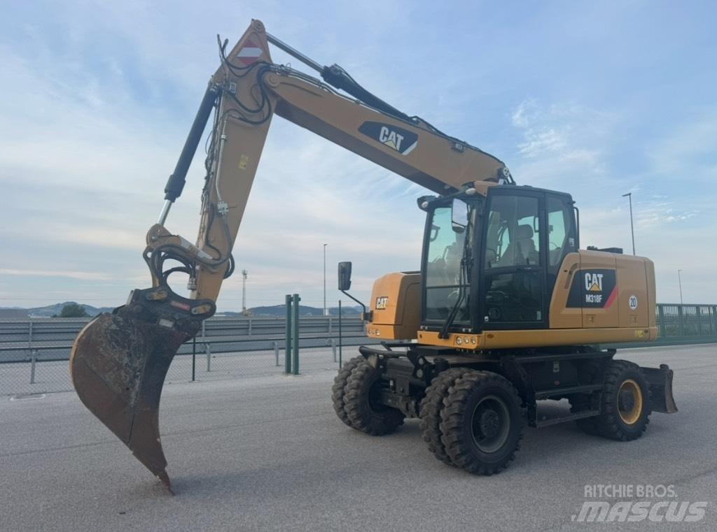 CAT M 318 F Ratasekskavaatorid