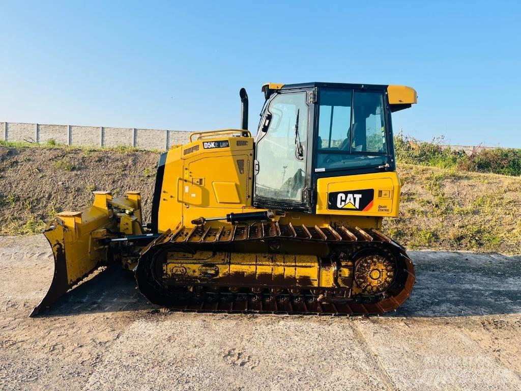 CAT D 5 K 2 LGP Buldooserid