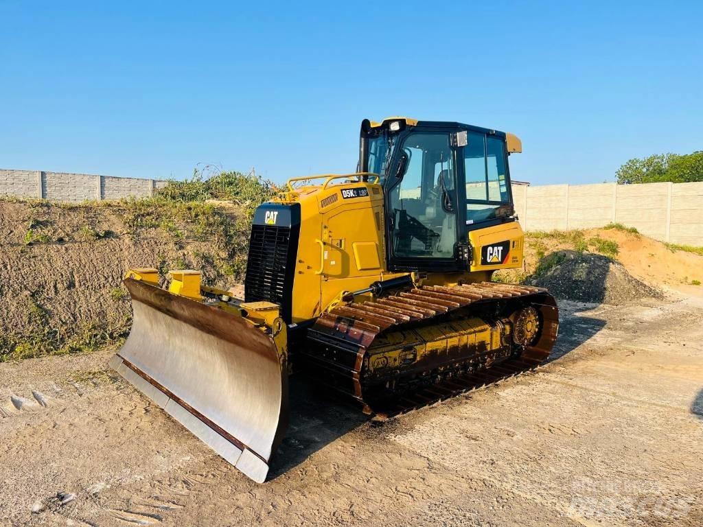 CAT D 5 K 2 LGP Buldooserid