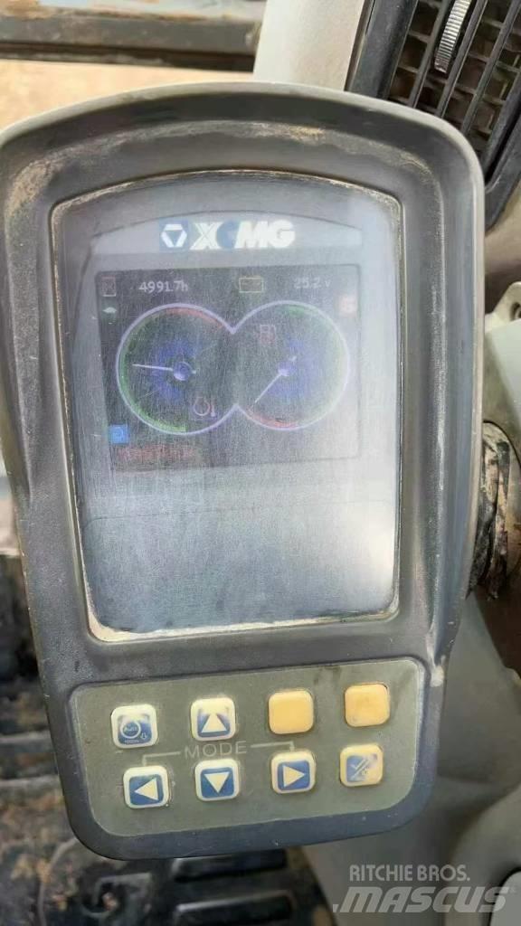 XCMG XE 215 DA Roomikekskavaatorid