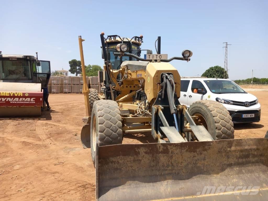 CAT 140 M Greiderid
