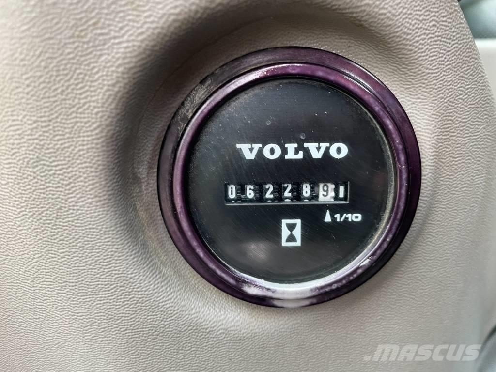 Volvo ECR 355 EL Roomikekskavaatorid