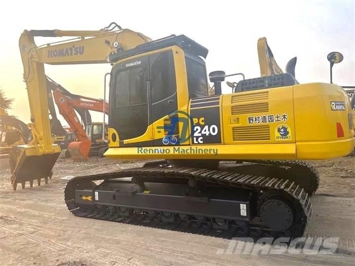 Komatsu PC 240 -8 Roomikekskavaatorid