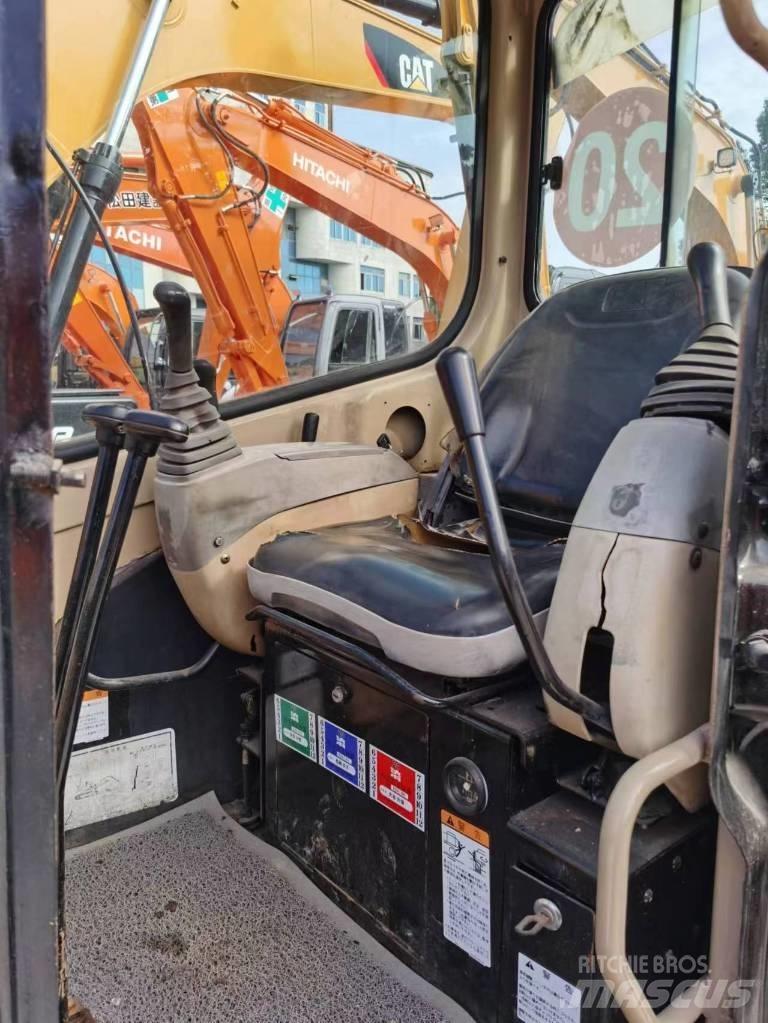 CAT 303 Miniekskavaatorid < 7 t