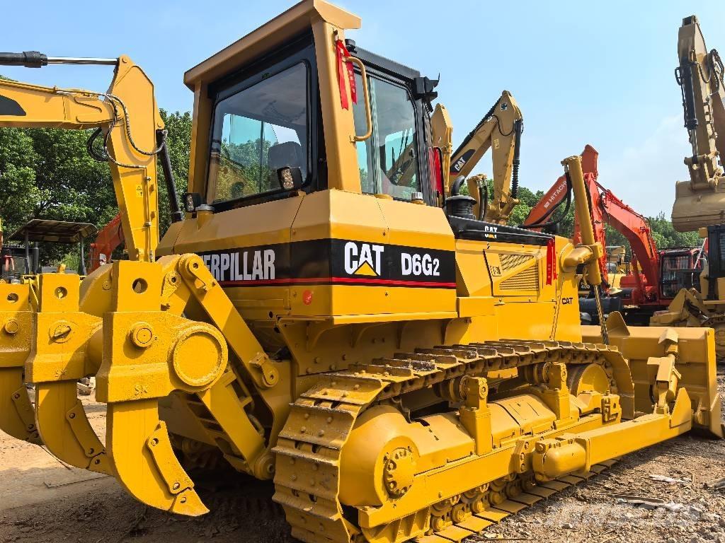 CAT D 6 G LGP II Buldooserid