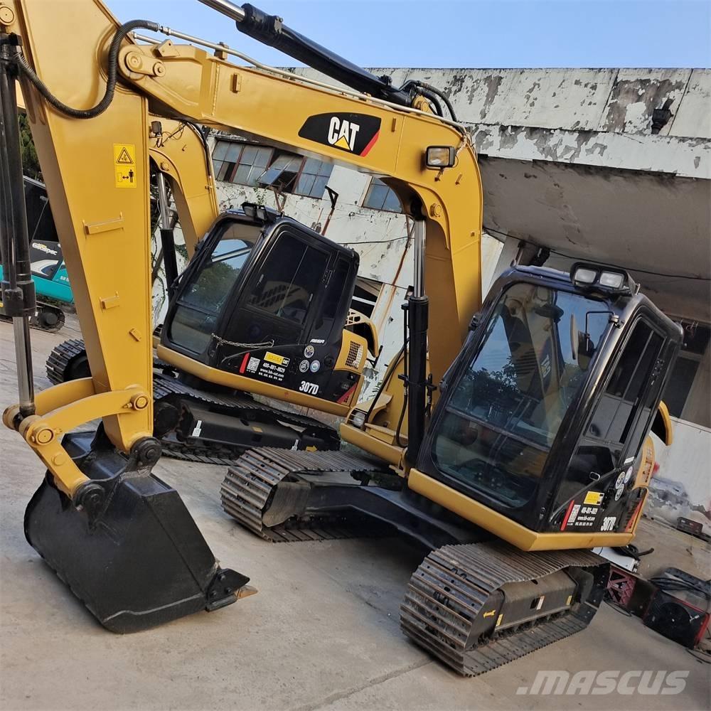 CAT 307 D Väikeekskavaatorid 7t-12t