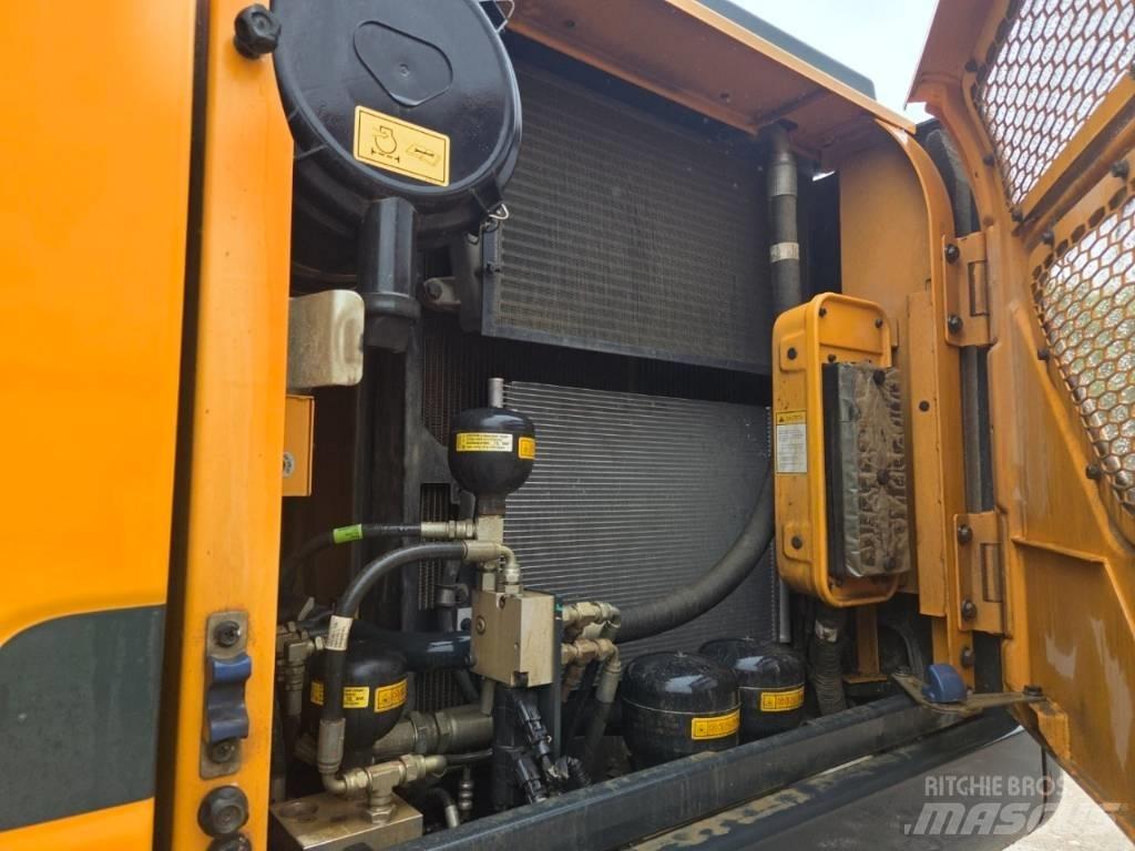 Hyundai HW 145 Ratasekskavaatorid