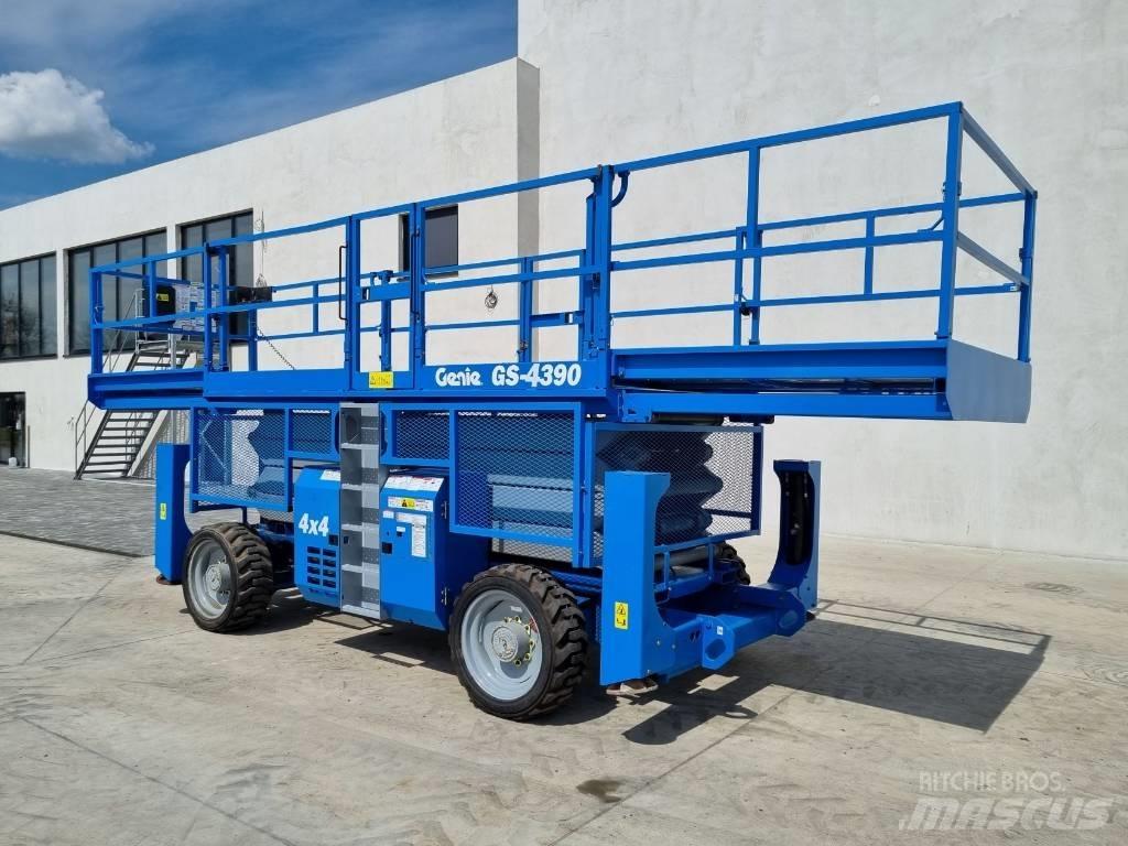 Genie GS 4390        P478 Käärtõstukid