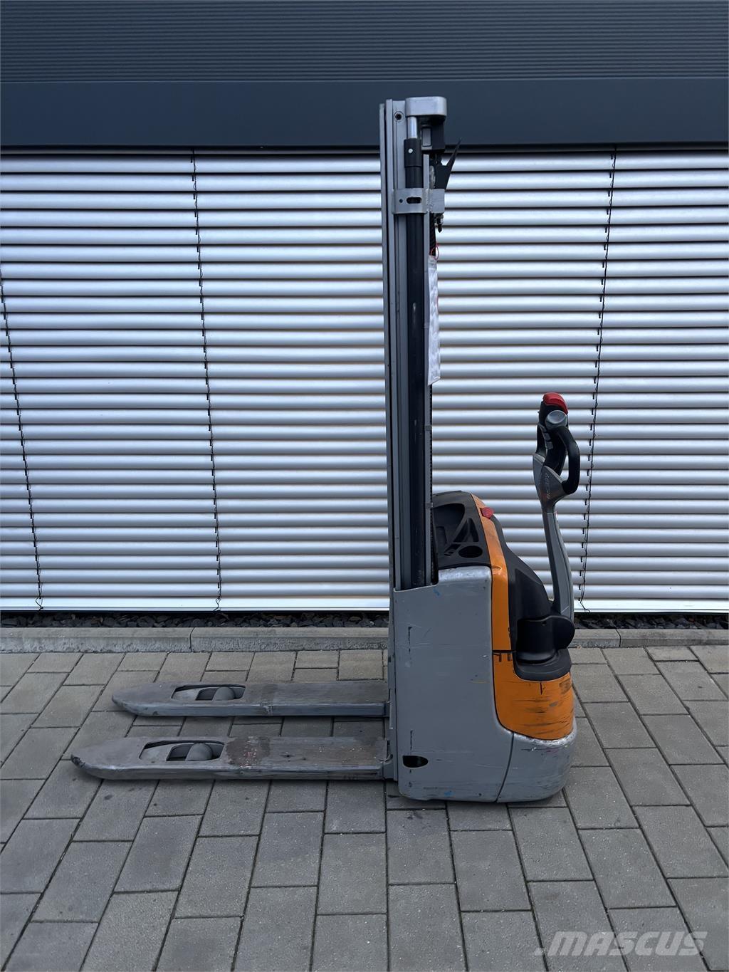 Still EXV 10 Platvormiga virnastajad