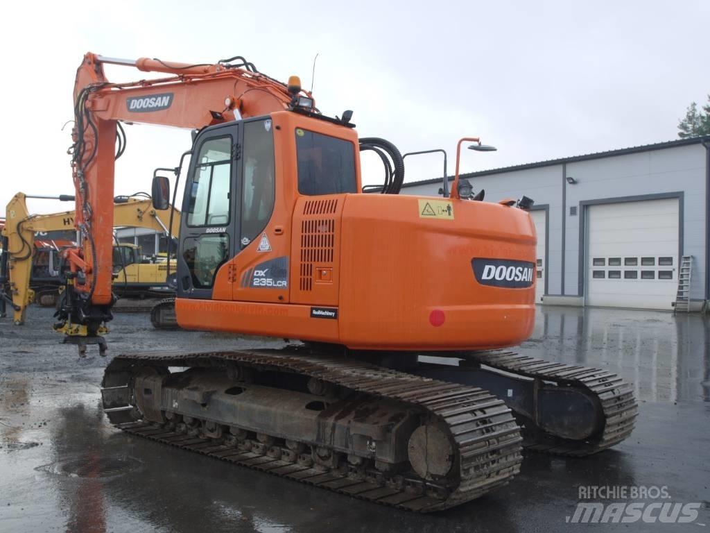 Doosan DX 235 LCR Roomikekskavaatorid