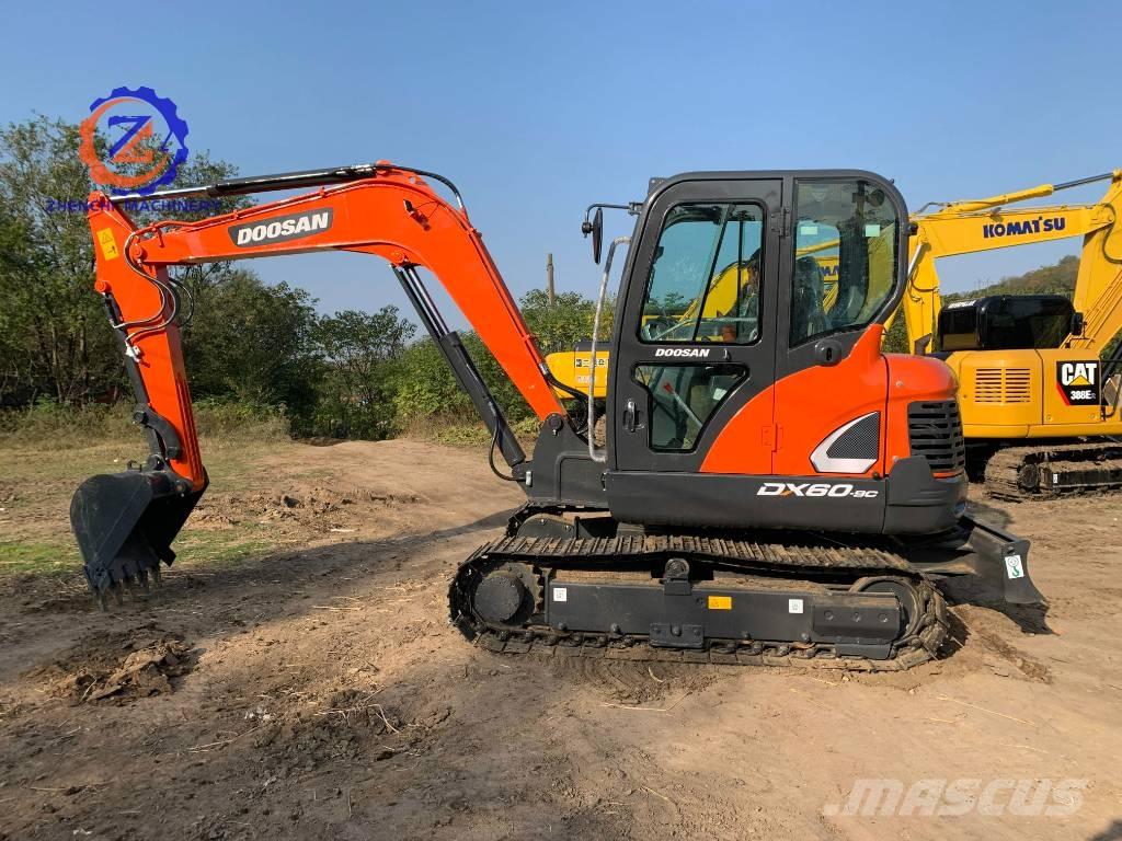 Doosan DX 60 Miniekskavaatorid < 7 t
