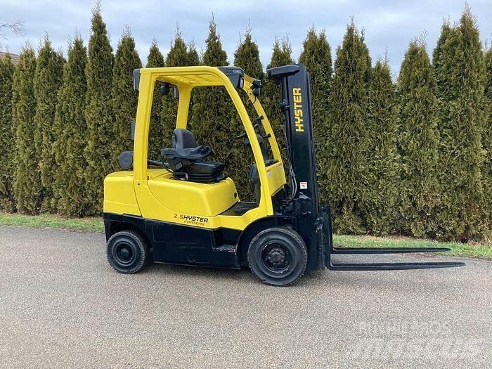 Hyster H2.5Ft Järelkäidavad virnastajad