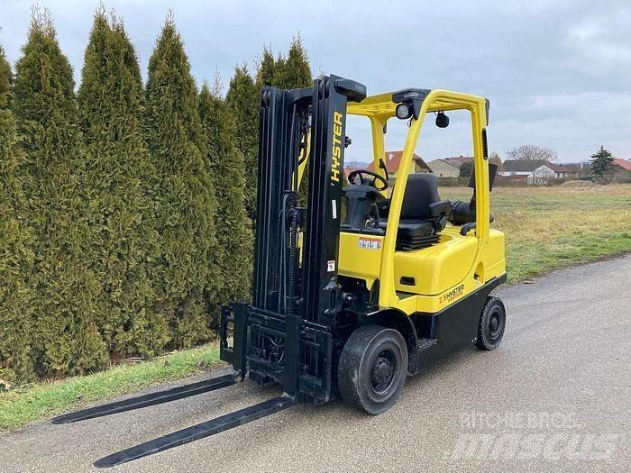 Hyster H2.5Ft Järelkäidavad virnastajad