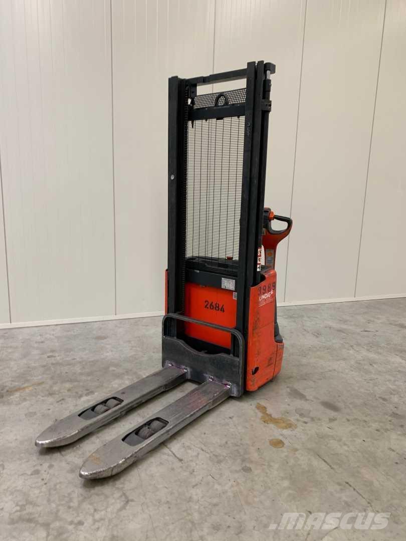 Linde L12 Platvormiga virnastajad