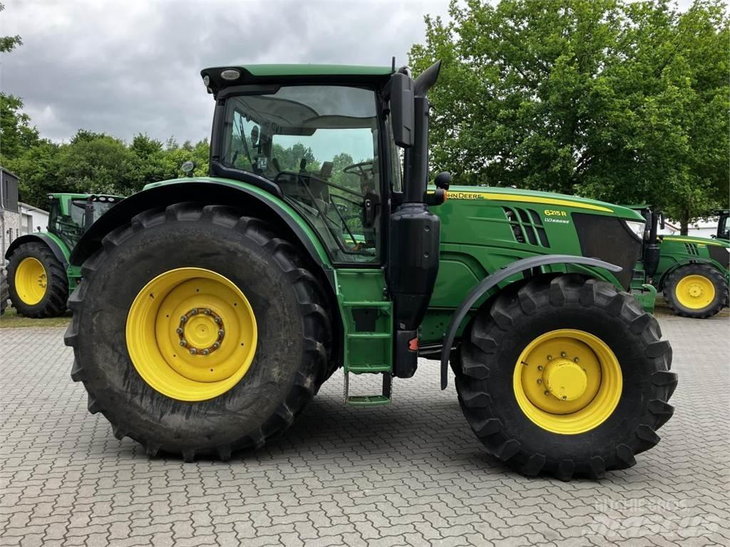 John Deere 6215R Traktorid