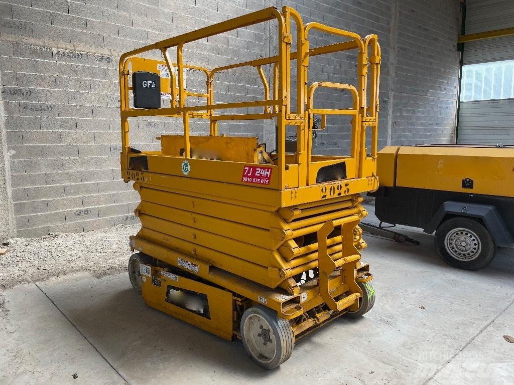 JLG 3246 ** A REPARER** Käärtõstukid