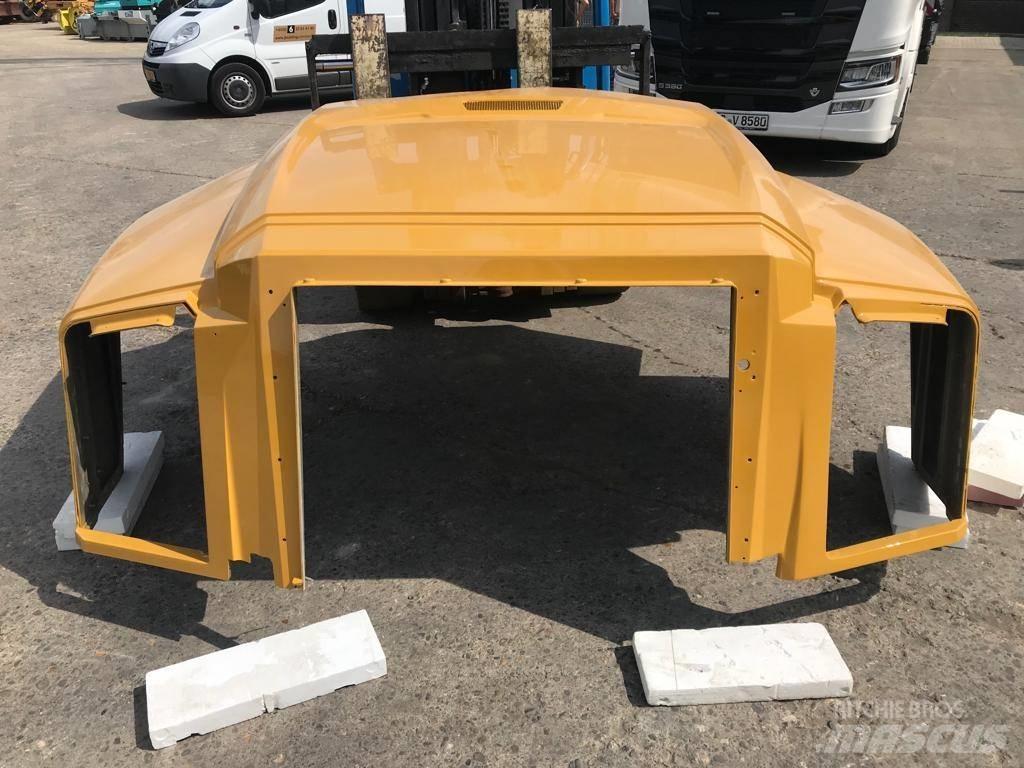 CAT 735 B Hood Raamid