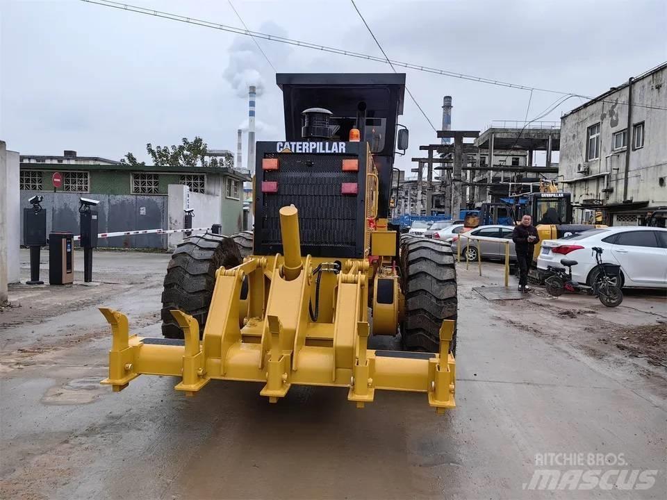 CAT 140H Greiderid