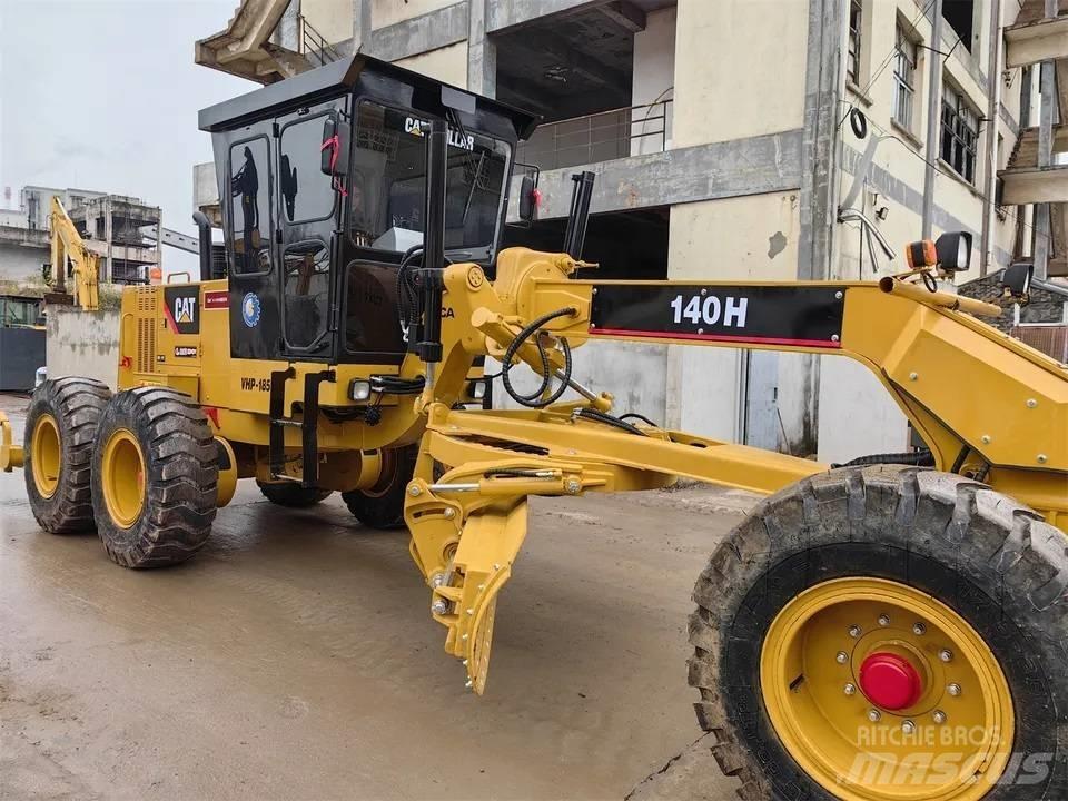 CAT 140H Greiderid