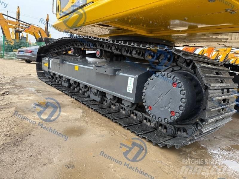 Komatsu PC 220-8 Roomikekskavaatorid