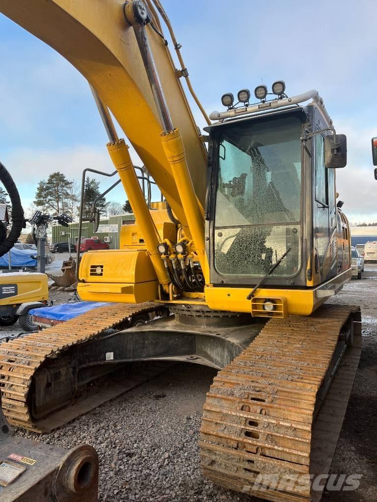 Komatsu PC 210 LC-11 Roomikekskavaatorid