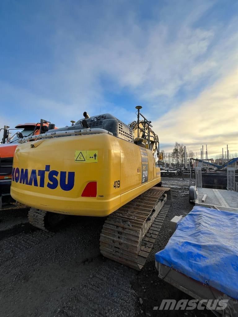 Komatsu PC 210 LC-11 Roomikekskavaatorid
