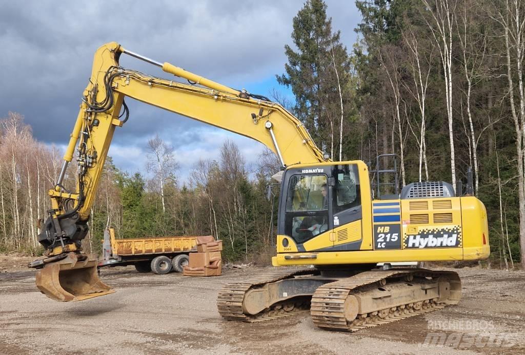 Komatsu HB 215 LC-2 Roomikekskavaatorid