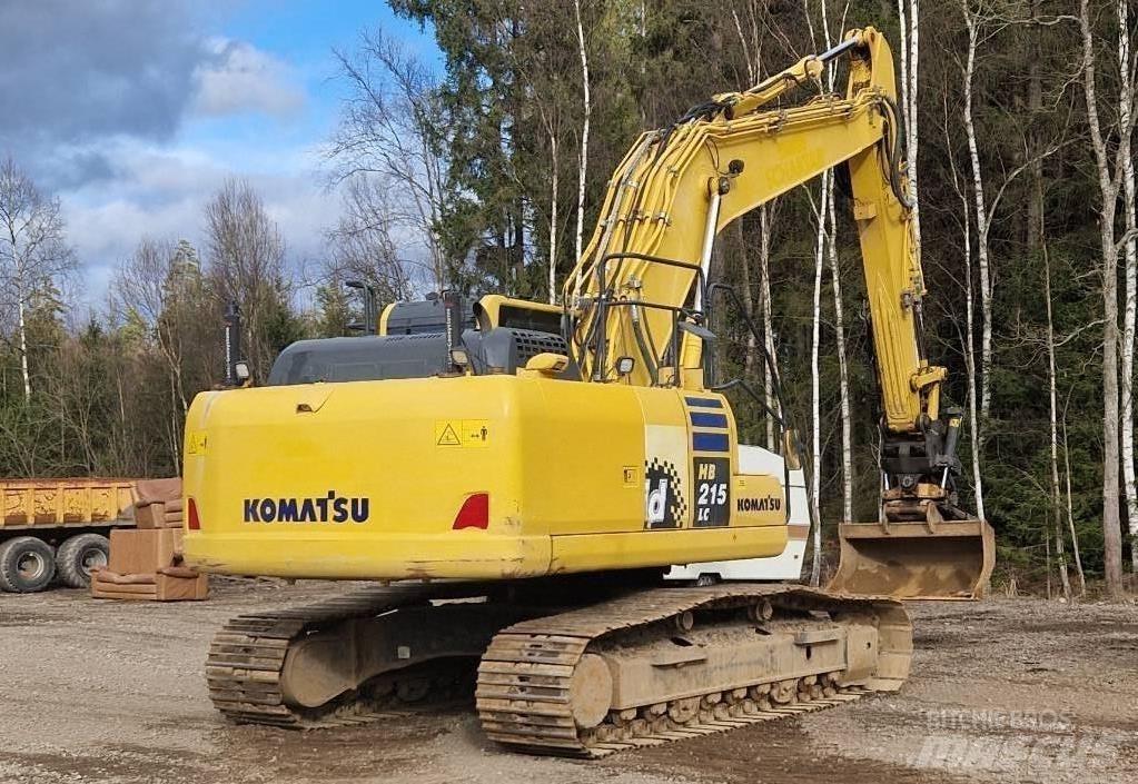 Komatsu HB 215 LC-2 Roomikekskavaatorid