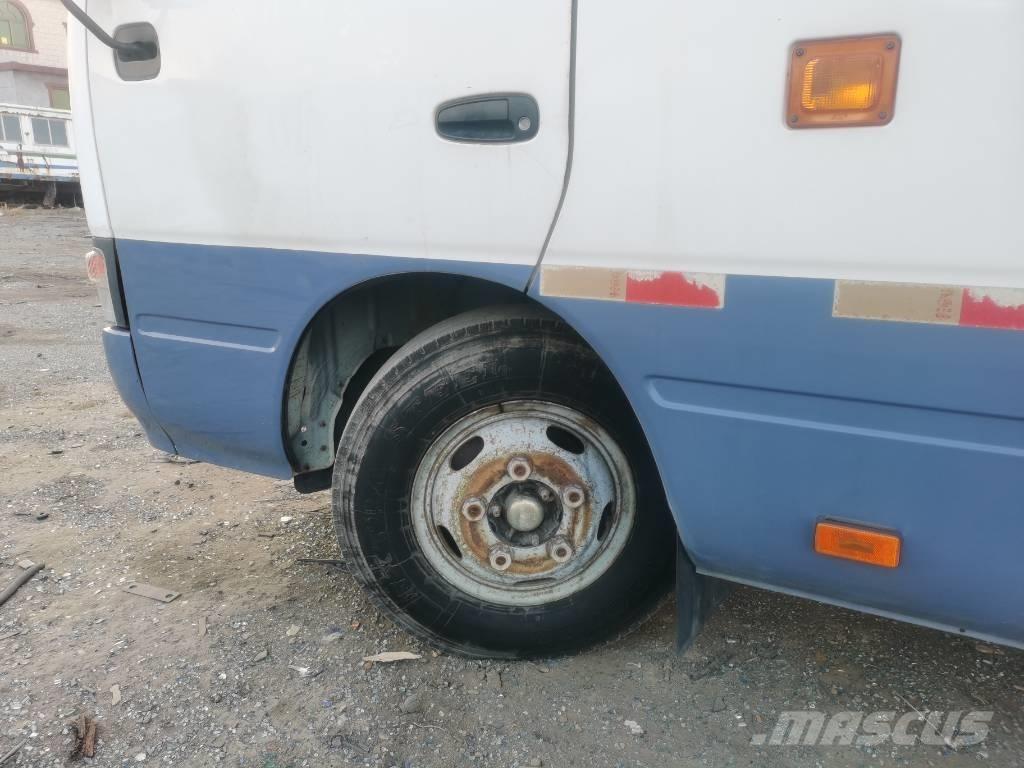 Toyota Coaster Bus Väikebussid