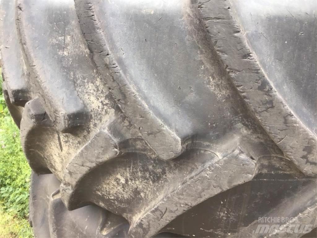 Mitas 680/80R42 Rehvid, rattad ja veljed