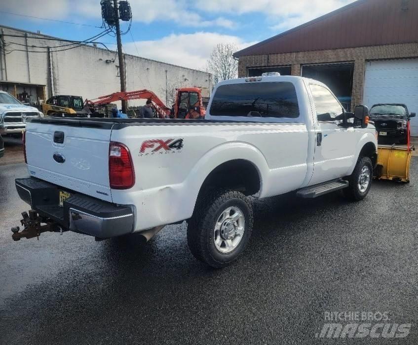 Ford F 250 FX4 Lumesahad