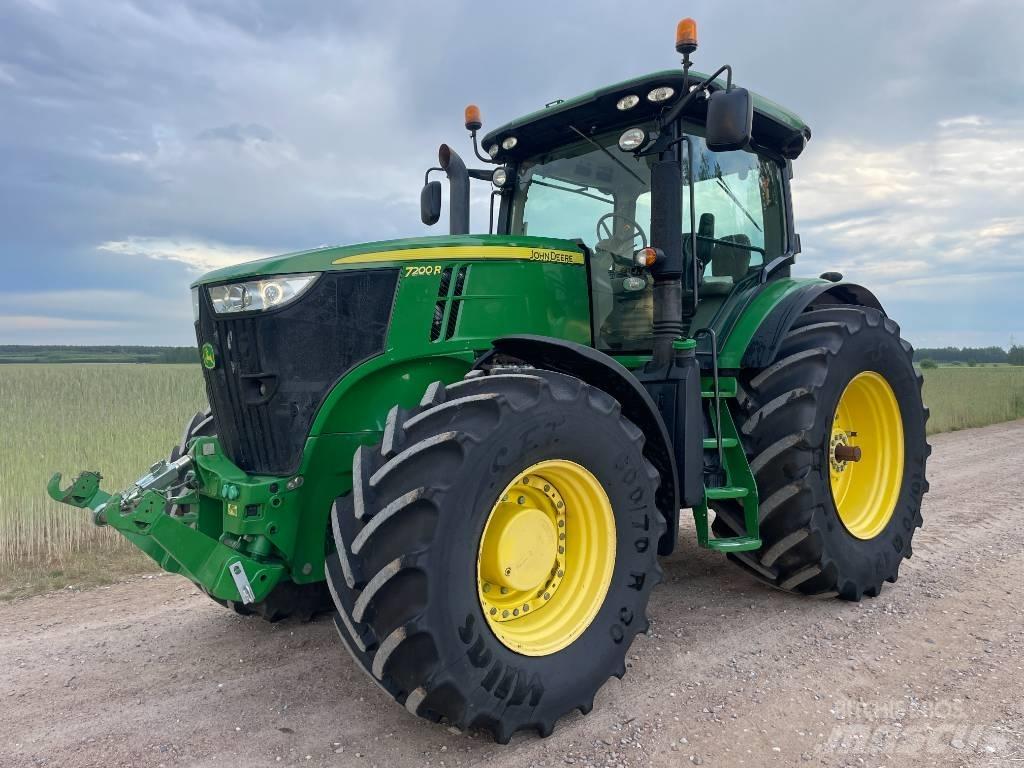 John Deere 7200 R Traktorid