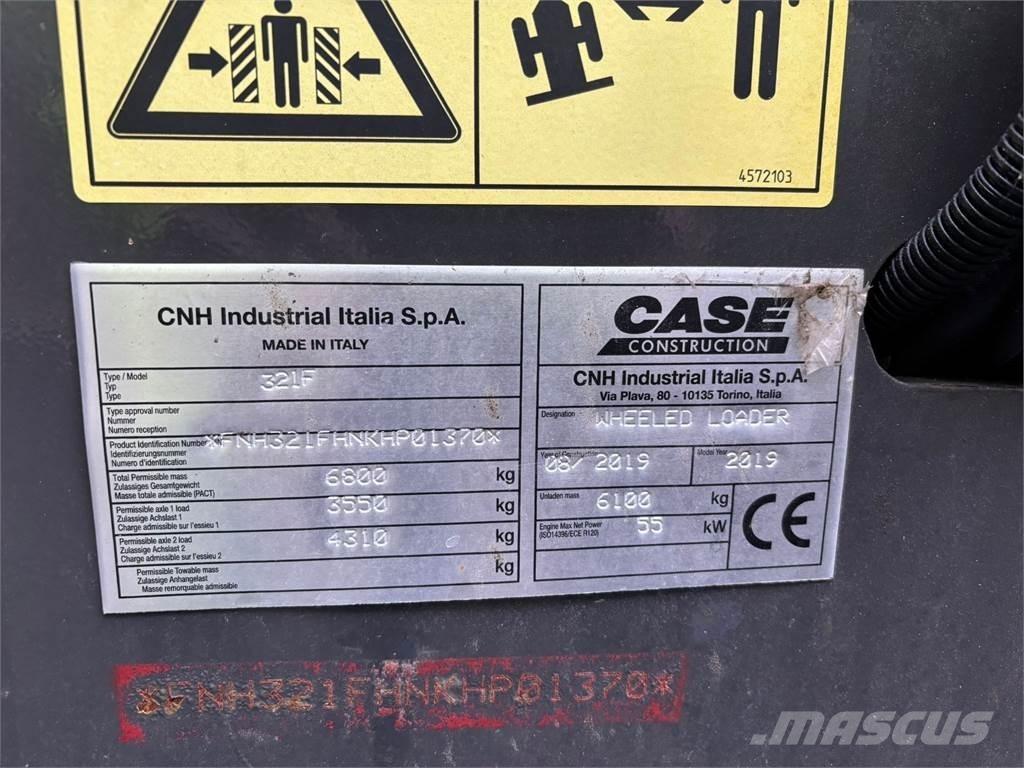 CASE 321f Rataslaadurid
