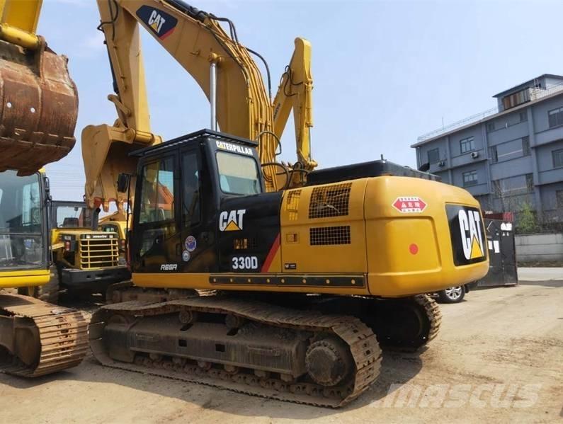 CAT 320D Roomikekskavaatorid