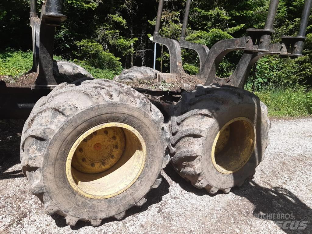 John Deere 1110G Forwarderid