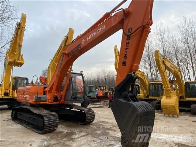 Hitachi EX200-5 Roomikekskavaatorid
