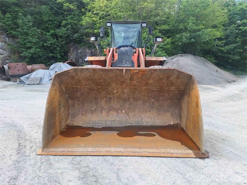 Hitachi ZW 310 4X4 Muu